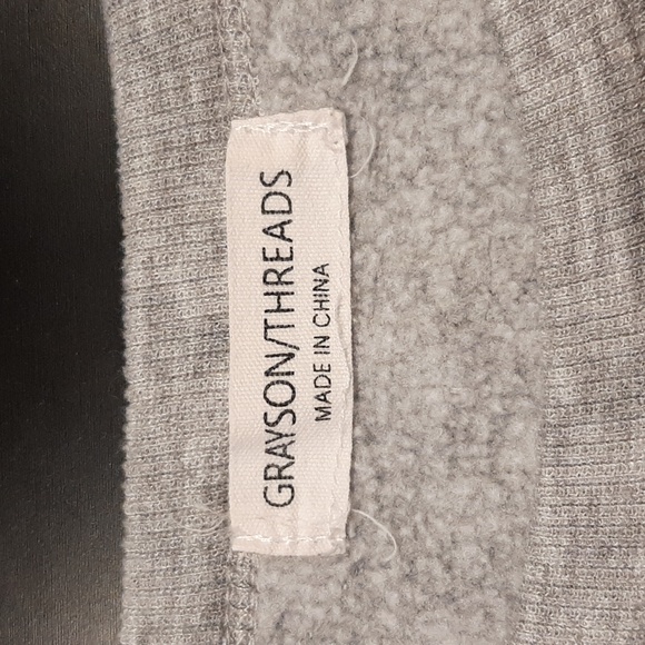 Gray Leopard print fleece sweatshirt - Picture 8 of 10